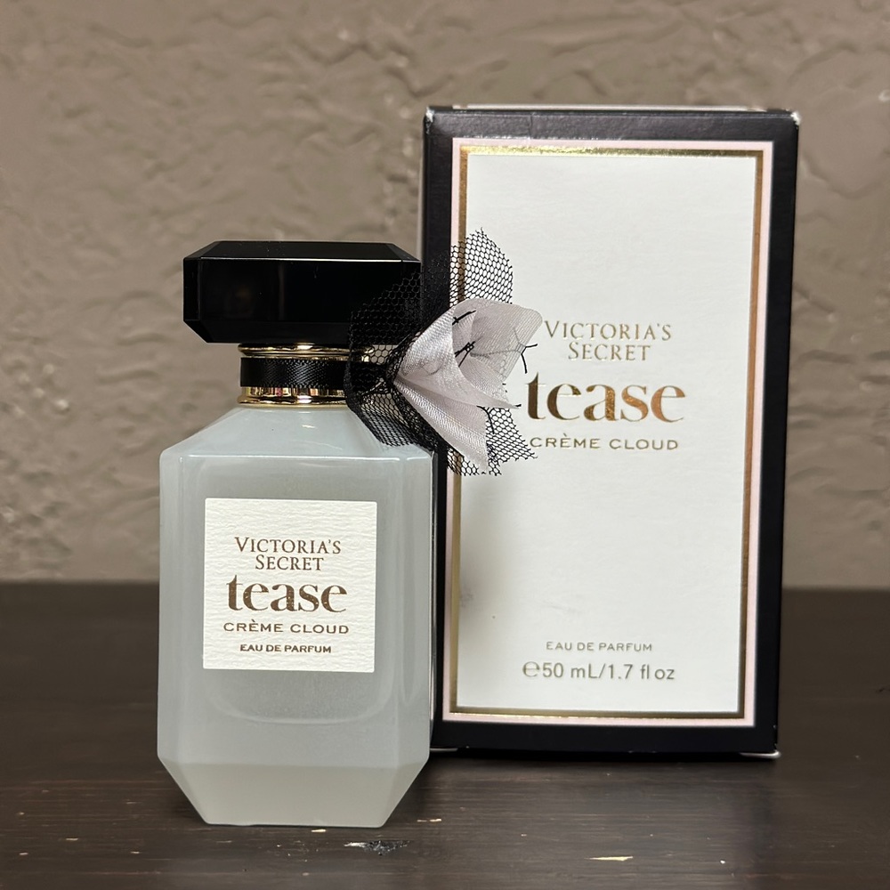 Victoria’s Secret Tease Crème Cloud Eau De Parfum